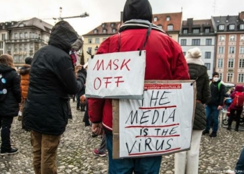 German protesters against Coronavirus policies