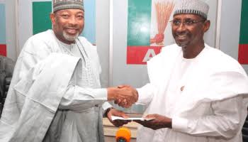 FCT minister offers 12,000 hectares for development of aviation road map - BROAD NEWS
