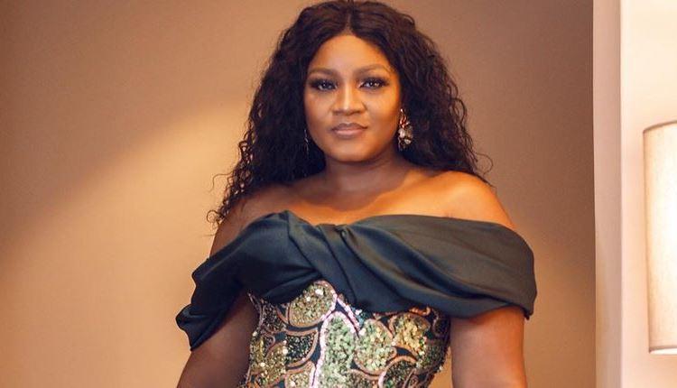 How I Reacted To My Father's Death –Nollywood Thespian Omotola Jalade