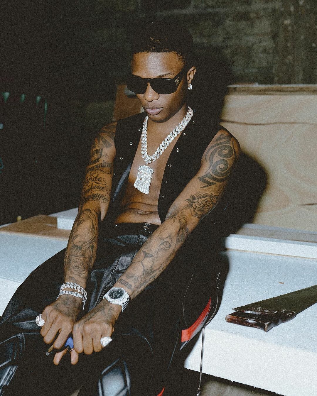 Wizkid Shares Behind-The-Scene Photos From ‘Steady’ Video Shoot 
