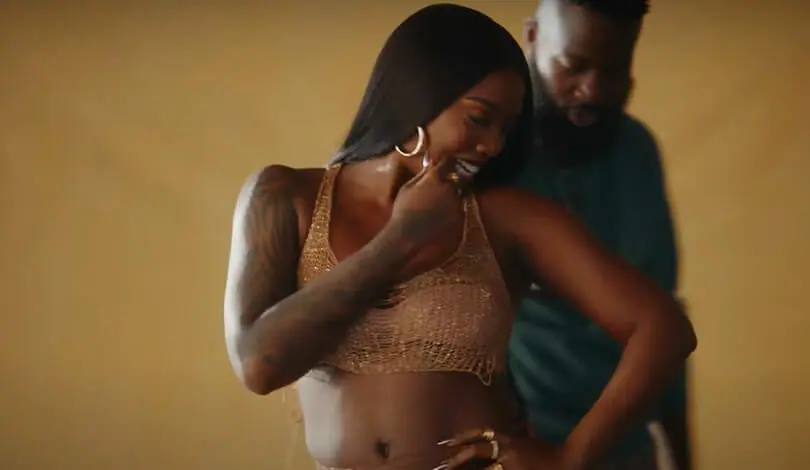 Singer, Tiwa Savage Reacts As Critics Dare Her To Release Her Sex Tape