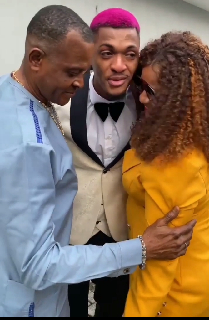 BBNaija: Sheggz meets and hangs out with Groovy’s parents, siblings in heartwarming video