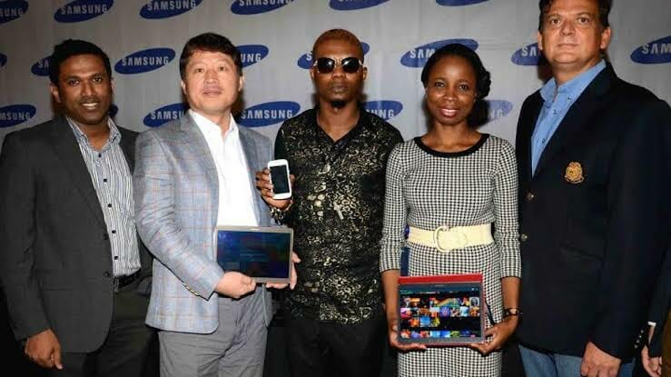 Nigerian indigenous rapper, Reminisce becomes Samsung ambassador