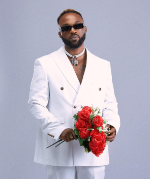 Iyanya mocks Oxlade for alleged hypocrisy in mourning late singer Mohbad