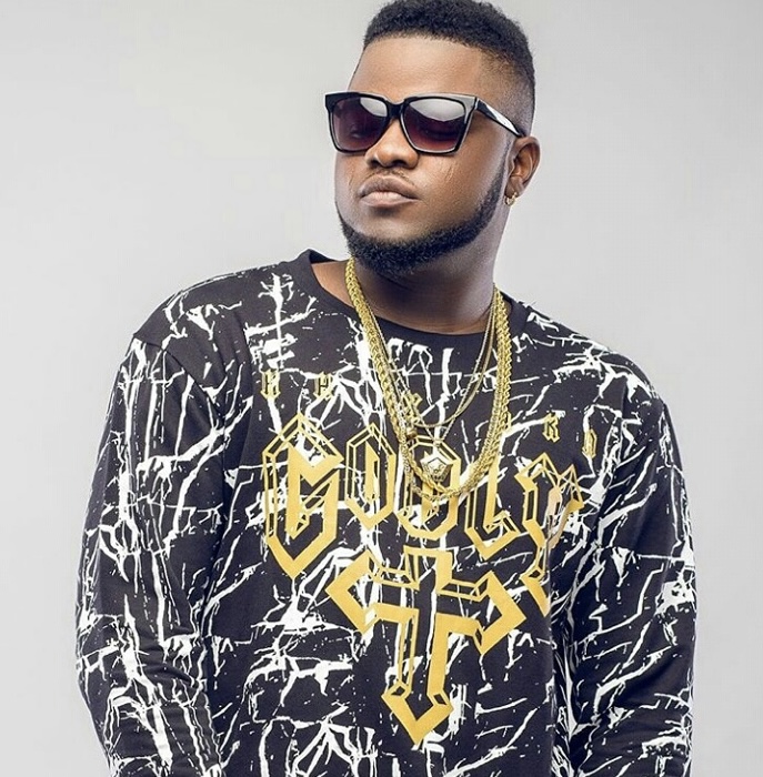 Skales accuses EFCC of harassment during late-night raid