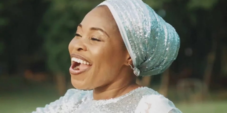 Why I did not marry father of my first child – Tope Alabi