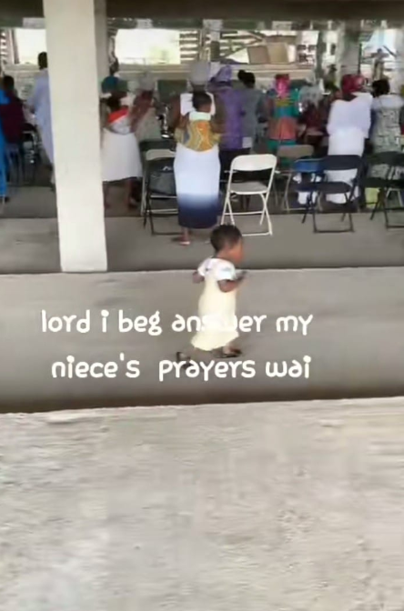 Heartfelt prayers by little girl capture online attention at Nigerian church