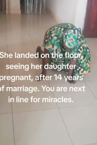 Viral video shows mother's emotional reaction to her daughter's pregnancy after 14 years of marriage