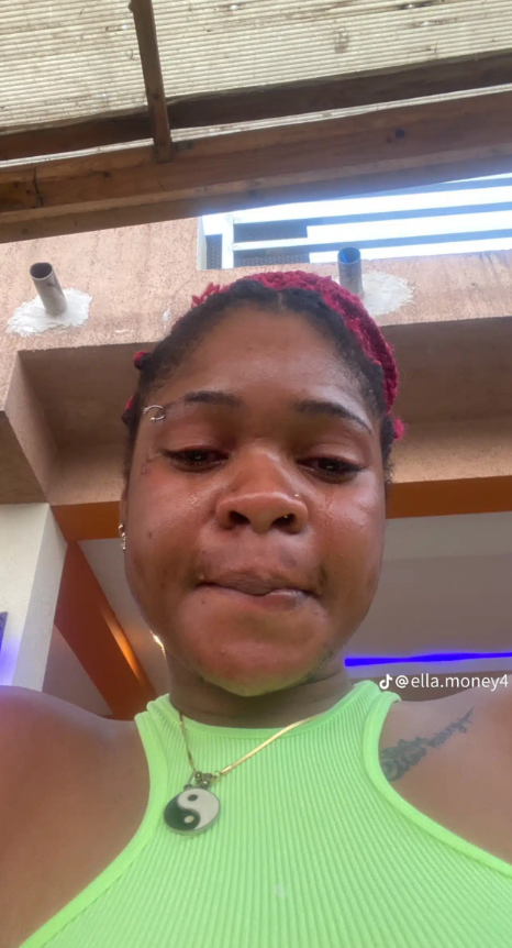  A passionate fan showcases her enduring love for the Nigerian singer Davido