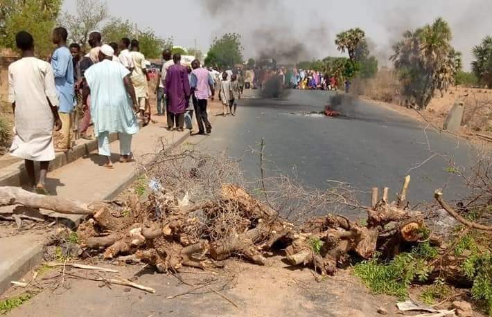Protest in a Katsina community over abduction