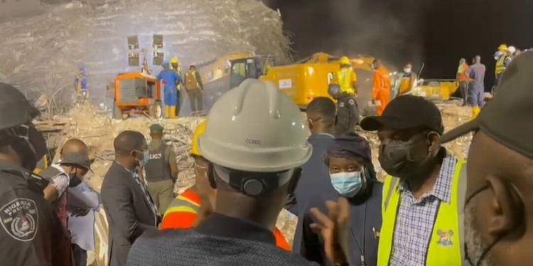 Ikoyi building collapse: Sanwo-Olu, Lagos CP monitor midnight rescue operation