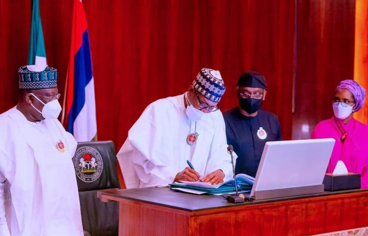 Buhari inaugurates anti-malaria council, appoints Dangote as chairman