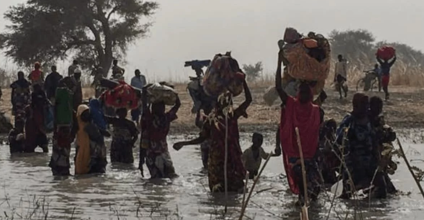 Angry Taraba youths send back over 400 IDPs fleeing Zamfara