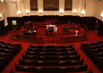 U.S. megachurch in shambles amid pastor's misdemeanours