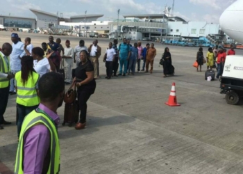 FG meets with aviation workers to avert strike