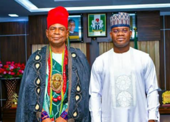 Gov. Bello presents staff of office to new Attah Igala
