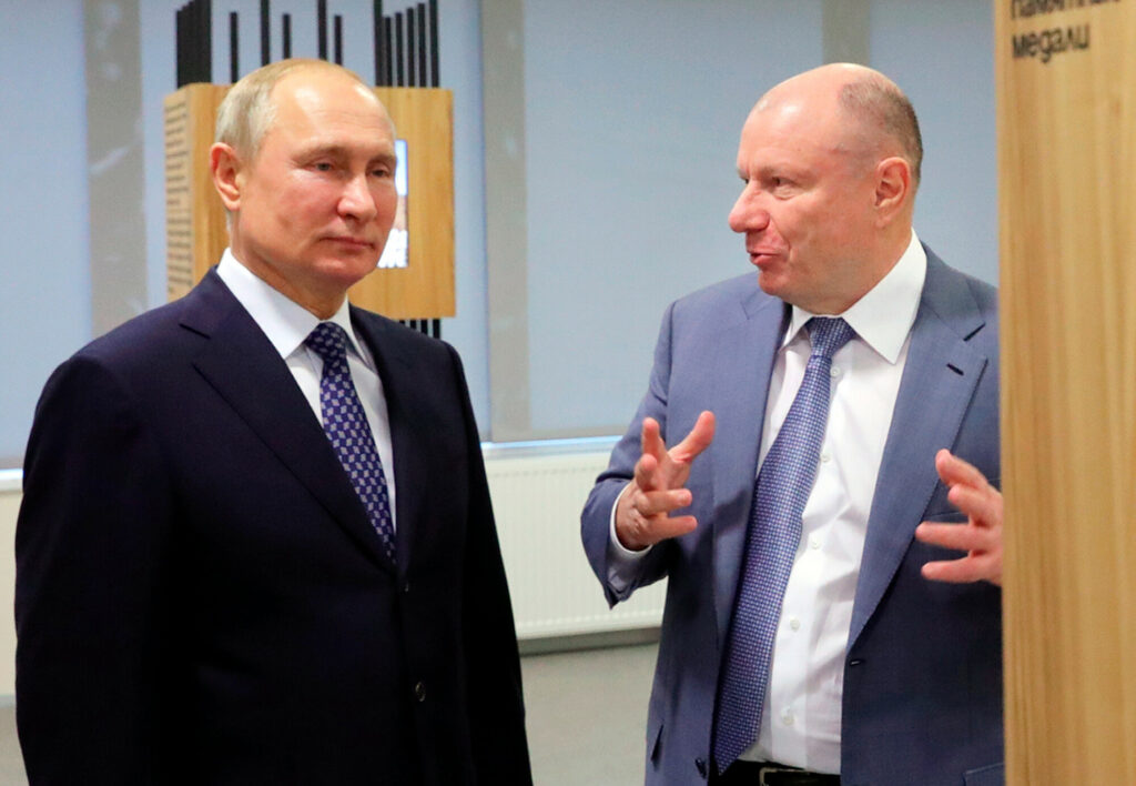 Don’t take us back to 1917 – Russia’s richest businessman tells Putin