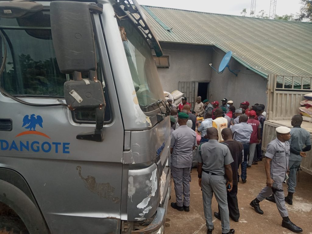 Ogun: Customs intercept ‘Dangote trucks’ loaded with smuggled rice