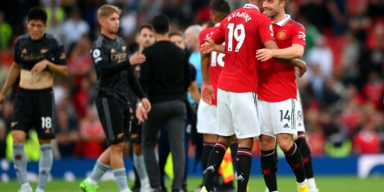Marcus Rashford begs Manchester United fans