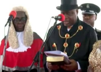 Bayelsa State Governor, Duoye Diri, takes his oath of office for a second term at the at Samson Siasia Sports in Yenagoa.