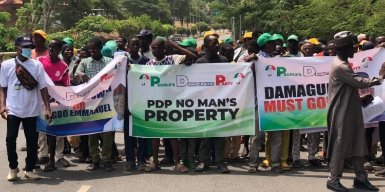 JUST-IN: Protesters Storm PDP Secretariat, Demand Wike’s Suspension
