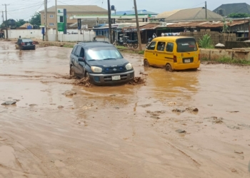 Obafemi Awołowo Way, Bayeku Road, Igbogbo, Ikorodu, Lagos.