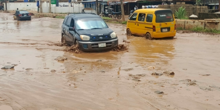 Obafemi Awołowo Way, Bayeku Road, Igbogbo, Ikorodu, Lagos.