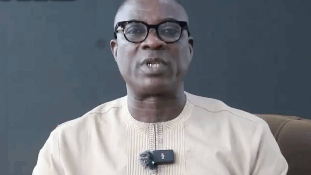 A screenshot of KWAM 1 apologising to Nigerians after the airport incident