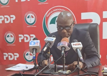 PDP National Publicity Secretary, Debo Ologunagba, addressing journalists in Abuja.