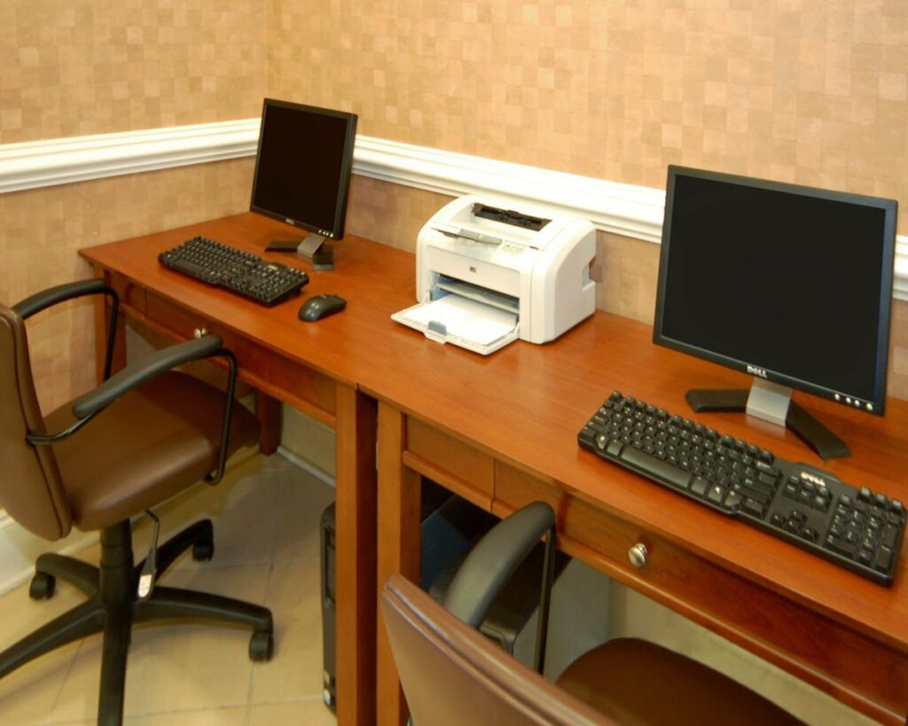 Start a Computer Business Center in Nigeria