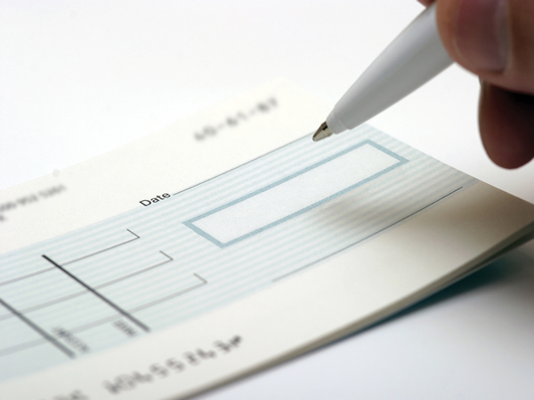 How to Withdraw Money Using a Cheque Book