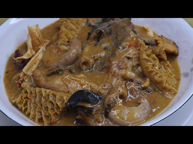 How to Prepare the Nigerian White Soup (Ofe Nsala)