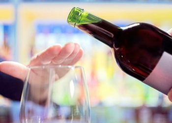 Alcohol among the biggest risks of breast cancer