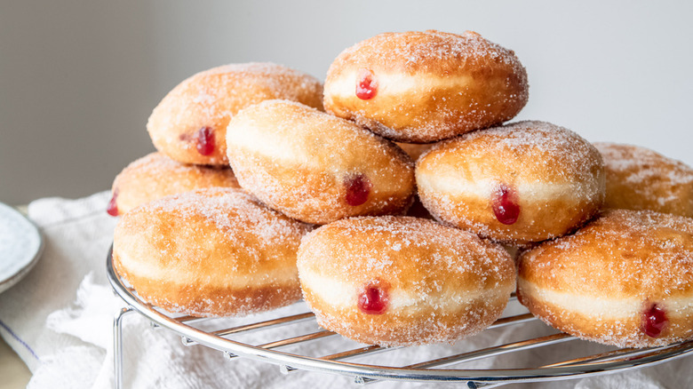 The Jelly or Filled doughnuts