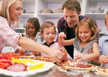 Family Dinner Table Games