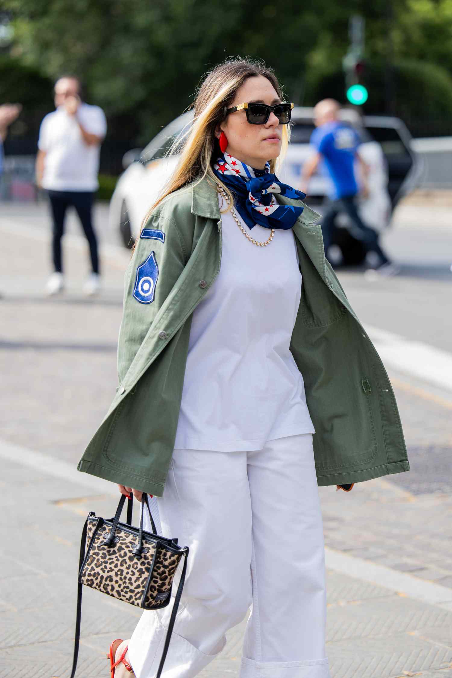 How to Accessorize Your Outfit With Style