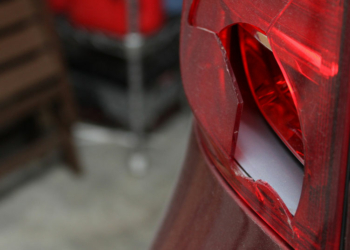 How to Replace a Headlight