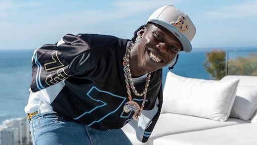 Seyi Vibez's Biography