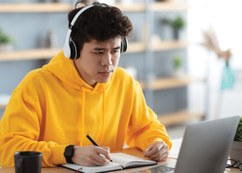 How To Apply To College as a Homeschooled Student