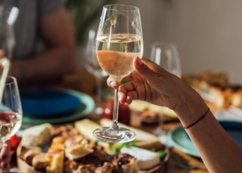 How to Hold a Wine Glass Properly