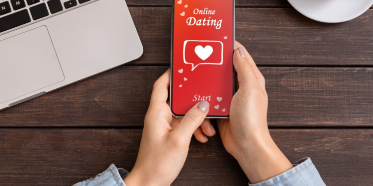 How to get noticed on a dating site