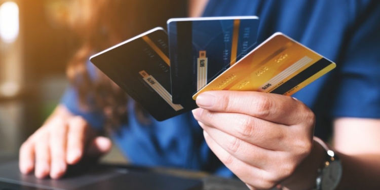 Tips for using credit cards responsibly