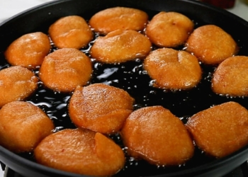How to Make Nigerian Akara (The Best Fried Bean Balls)