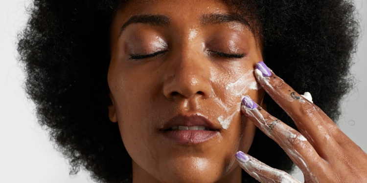 How to Pamper Your Skin After a Long Week