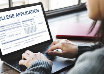 how to apply for scholarships