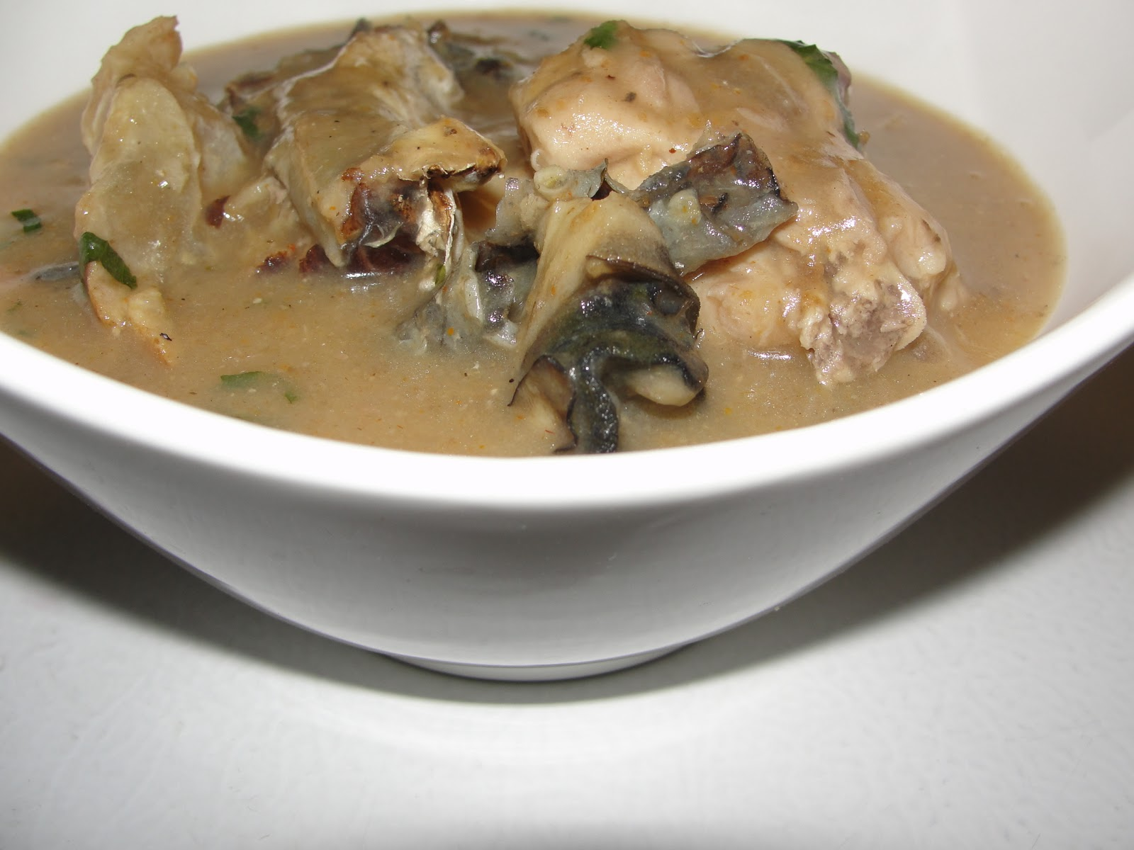 How to Prepare the Nigerian White Soup (Ofe Nsala)