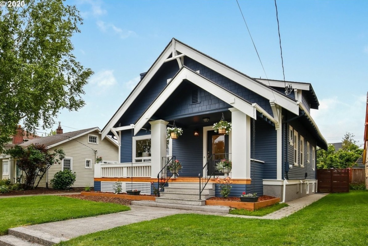Craftsman Bungalow Styled House