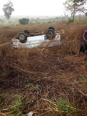 "So many people died but we came out by his grace"- Lady and her mother survives, others killed in fatal accident along Benin-Agbor road (photos)