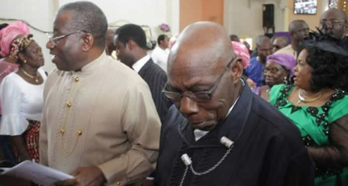 Ex-Presidents, Goodluck Jonathan and Olusegun Obasanjo during Church Service