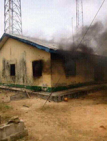Suspected armed cultists set police station ablaze in Bayelsa ([photos)